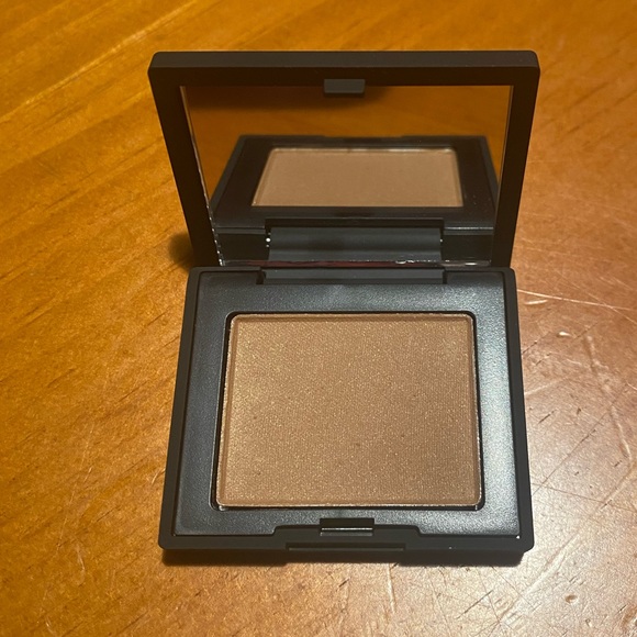 NARS Bronzing Powder Laguna - Picture 4 of 14